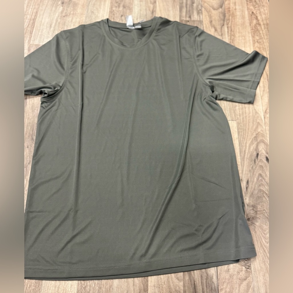 Men’s NWOT Cutter And buck Clique Dri‎ Fit Charcoal Gray Shirt Size Large